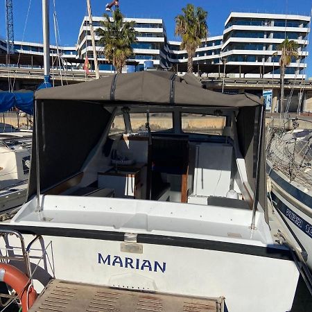 Nice Boat To Sleep In Barcelona Sant Adria de Besos Exteriér fotografie