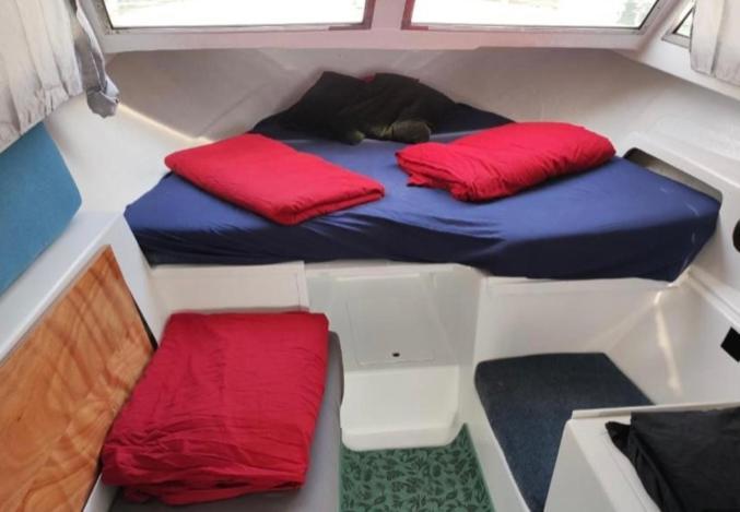 Nice Boat To Sleep In Barcelona Sant Adria de Besos Exteriér fotografie